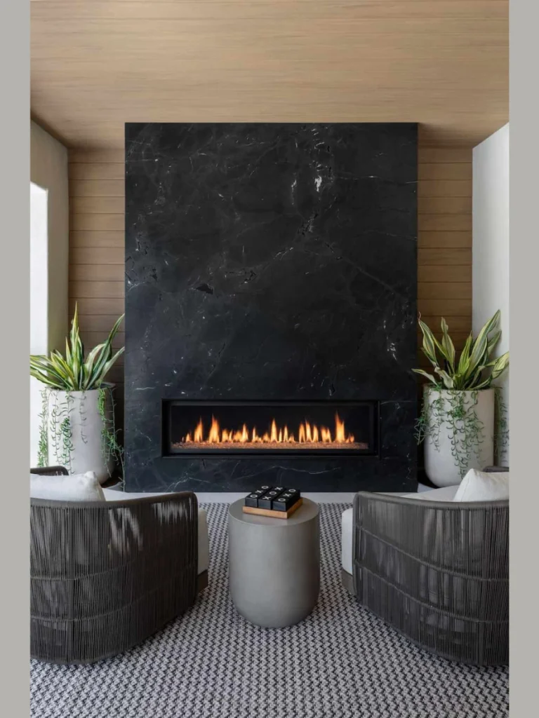 Dramatic Floor To Ceiling Black Marble Slabs
