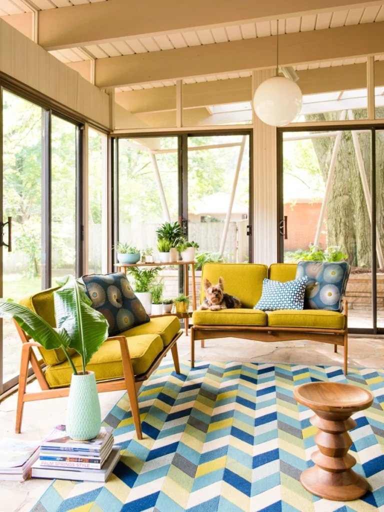 Mid Century Modern Layouts for a Retro Feel