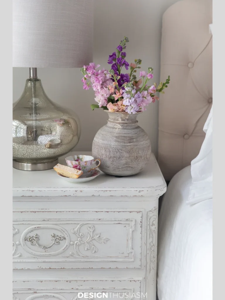 Organizing Daily Essentials with Nightstand Trays