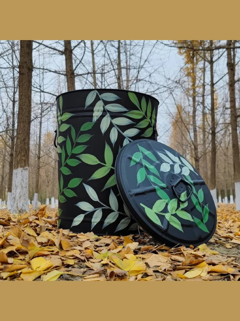 Tightly Braided Pandan Leaf Trash Bins