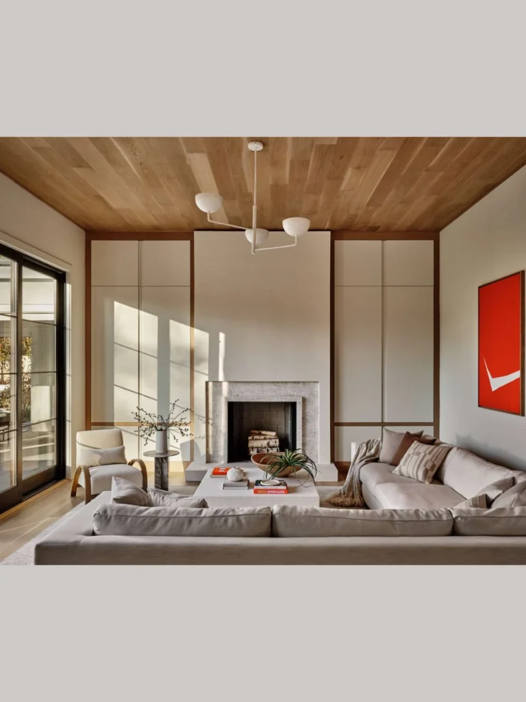 Traditional Flanking Cabinets for a Symmetrical Layout