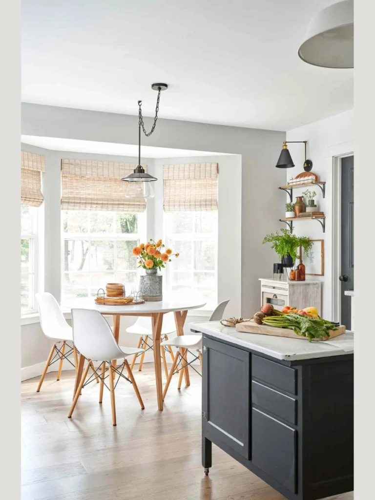 Asymmetric Chair Placements For Casual Energy