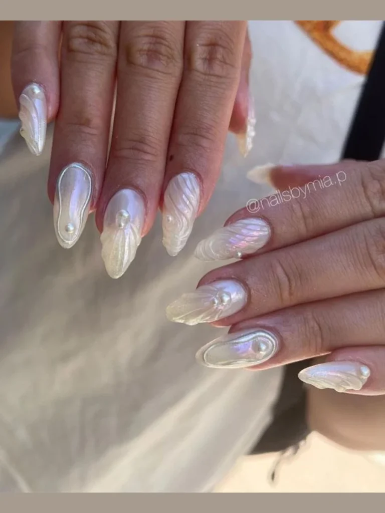 Chiseled White Seashell Ridge Extensions