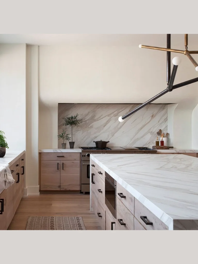Continuous Full Height Matching Slab Backsplashes