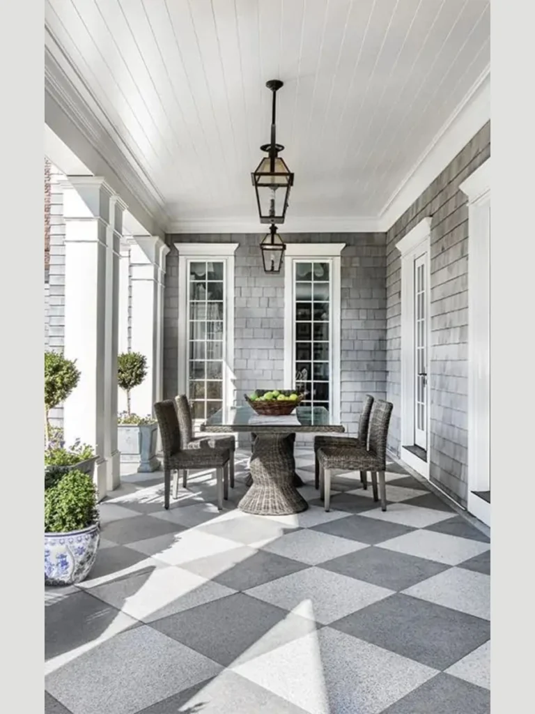 Diamond Pattern Checkered Alabaster and Charcoal Layouts