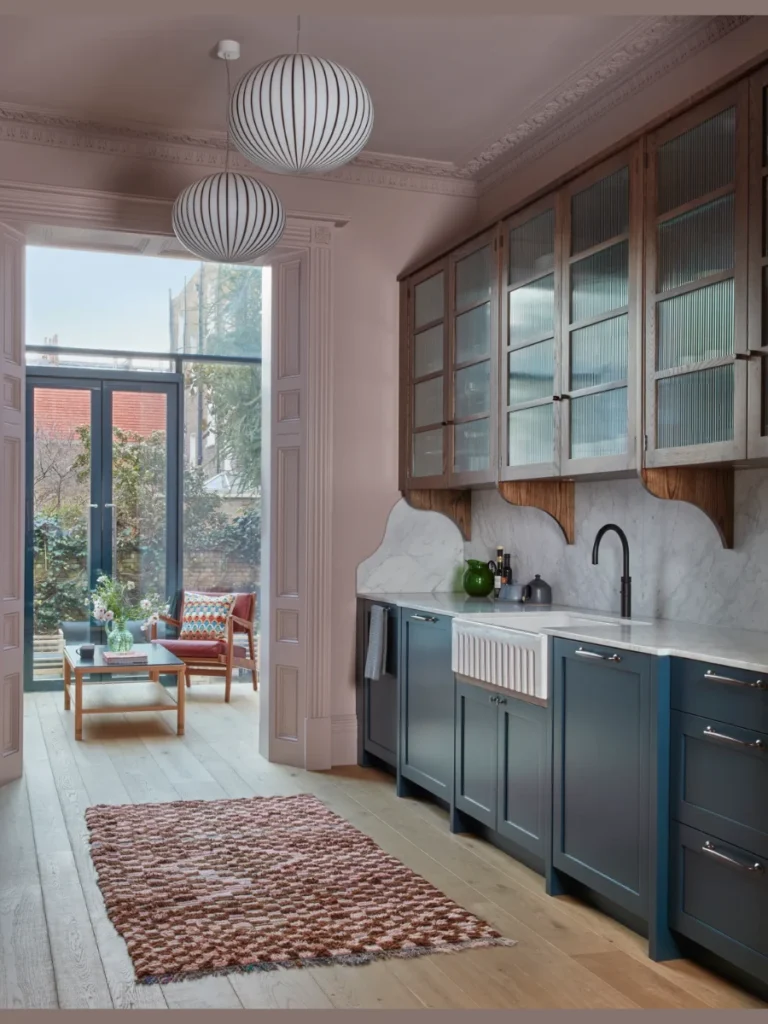 Double Inset Fluted Glass Double Door Pantries