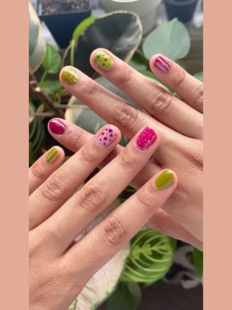 Dragonfruit Graphic Speckled Arrays