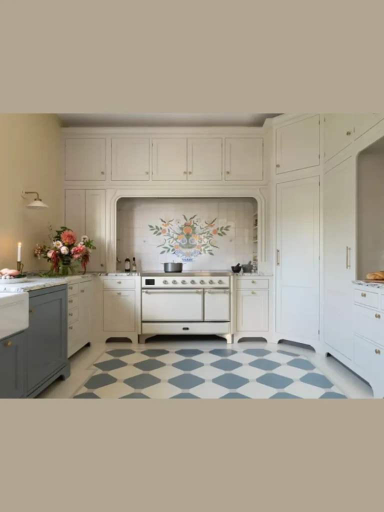 Elegant Streamlined Cooking Hearth Enclosures