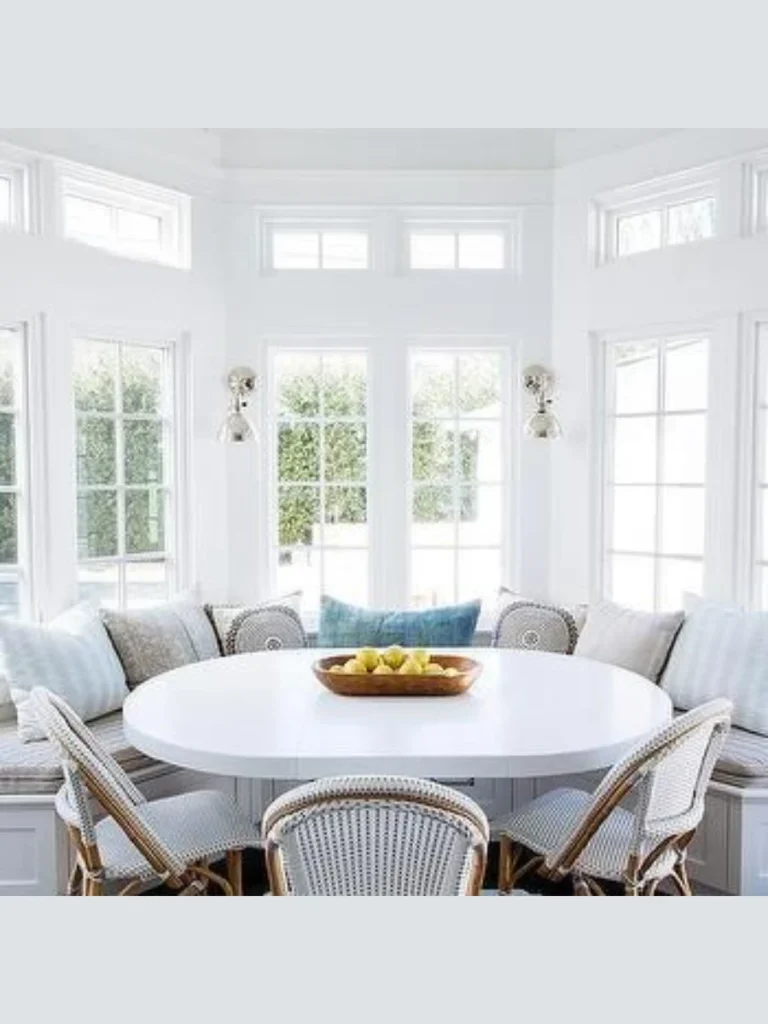 Low Bench Seating For Uninterrupted Sightlines