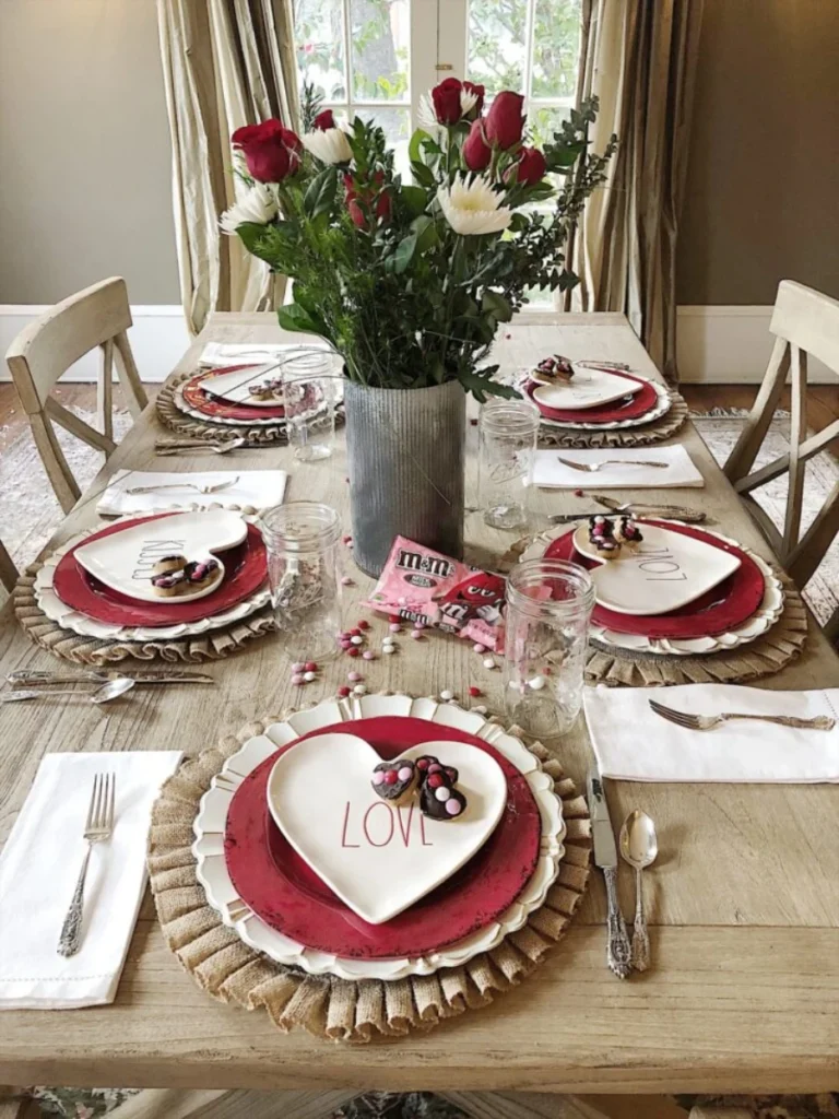 Minimalist Ceramic Heart Ledge Trays