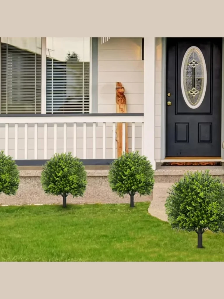 Solar Powered Artificial Green Boxwood Balls
