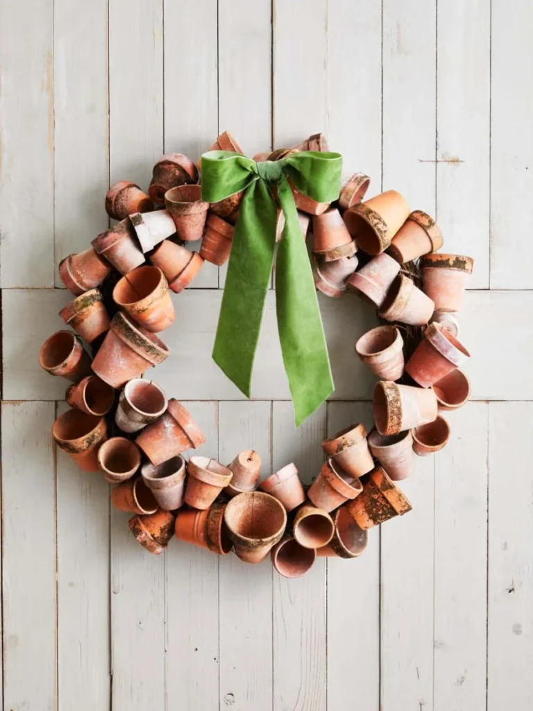 Weave Soft Natural Burlap Mesh Ribbons Through a Classic Sturdy Grapevine Base